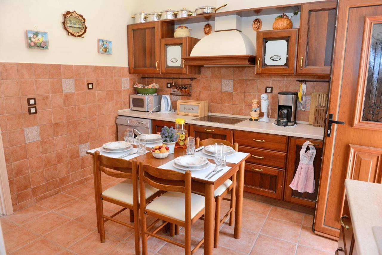 Classical Villa Archontiko D&M Rhodes City Esterno foto